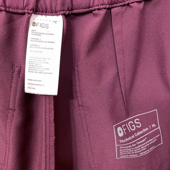 FIGS Deep Purple Catarina & Uman High Waisted Scrub Set - Picture 6 of 8